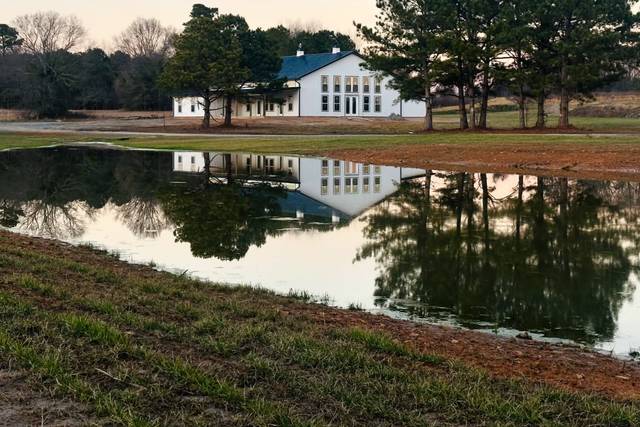 Moonlight Pines Weddings and Christmas Tree Farm