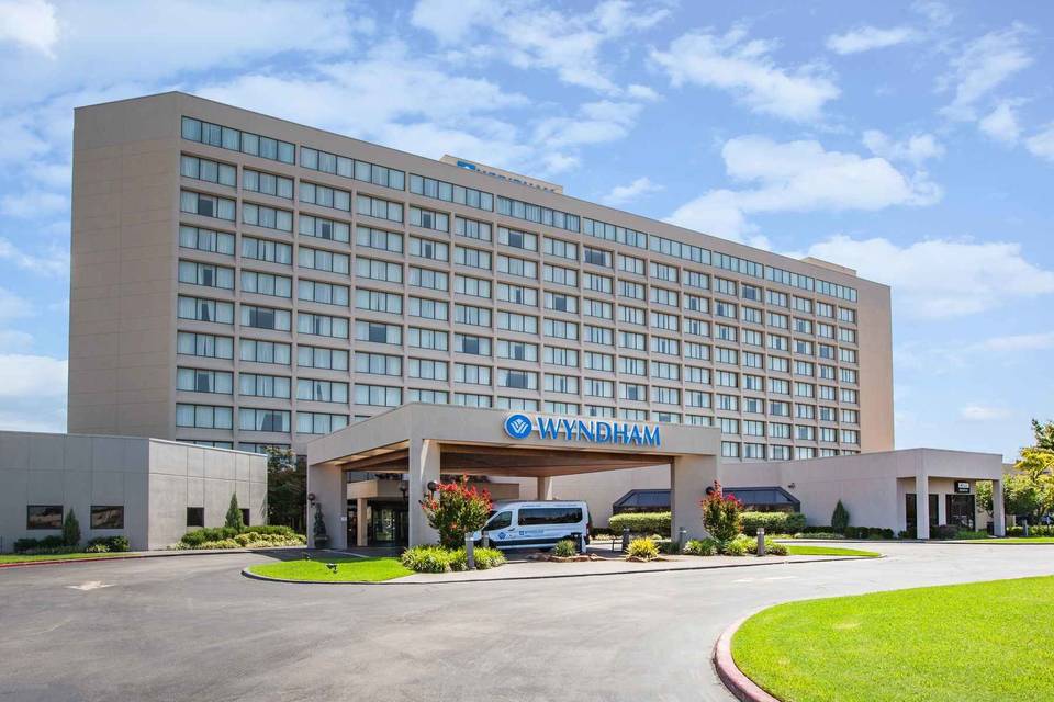 Wyndham Hotel Tulsa