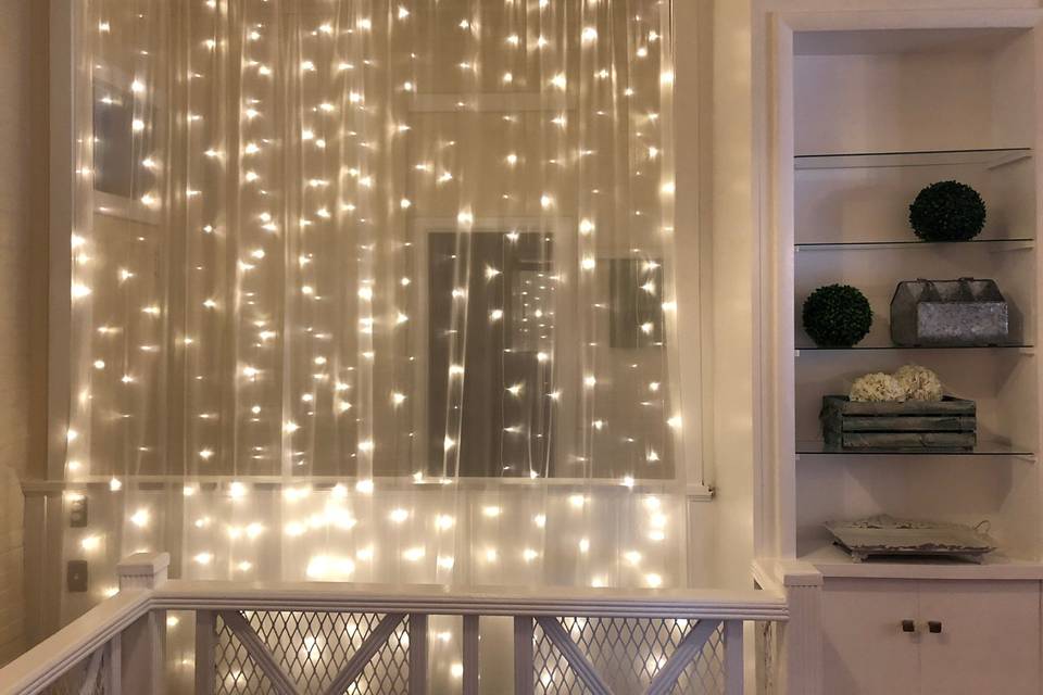Curtain lights