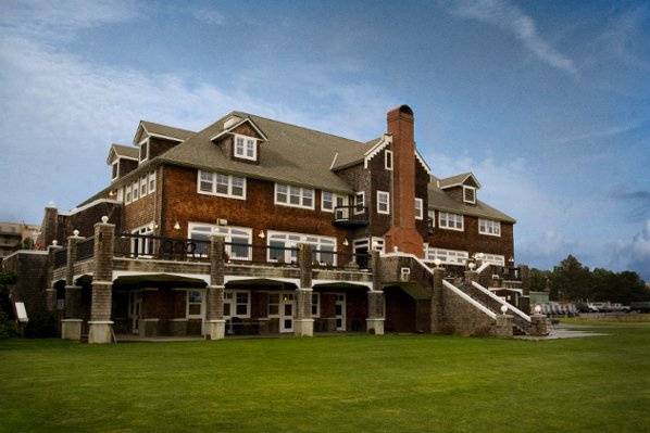 Hotel and lawn from the golf course