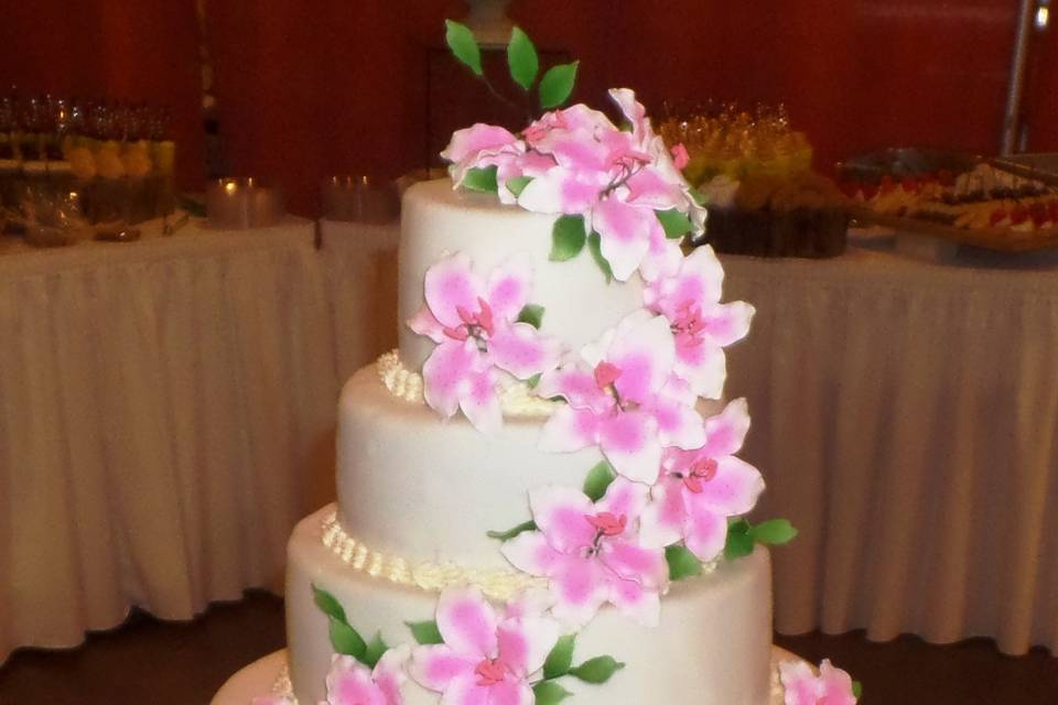 Two-Tier Round Wedding Cakes — Shop Provo Bakery