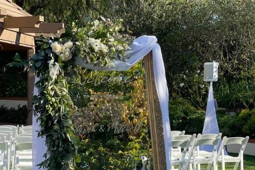 Joannie’s Florals & Events