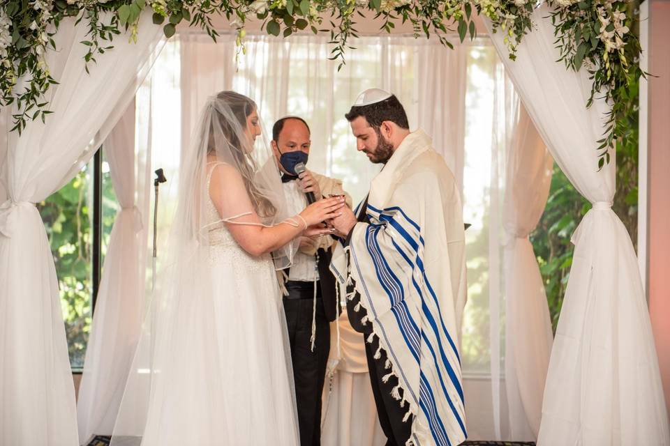 Signing the Ketubah