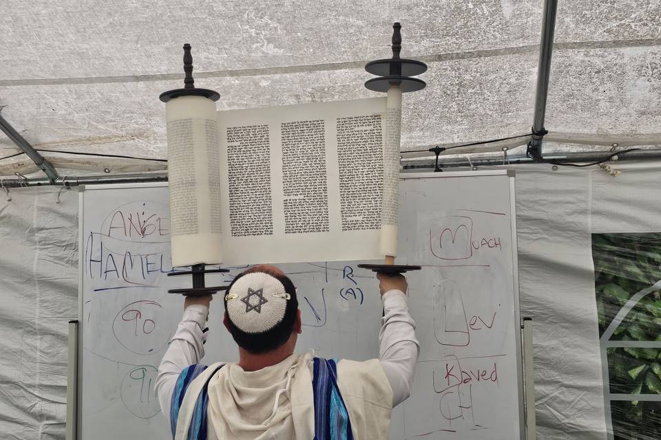 Torah Lifting
