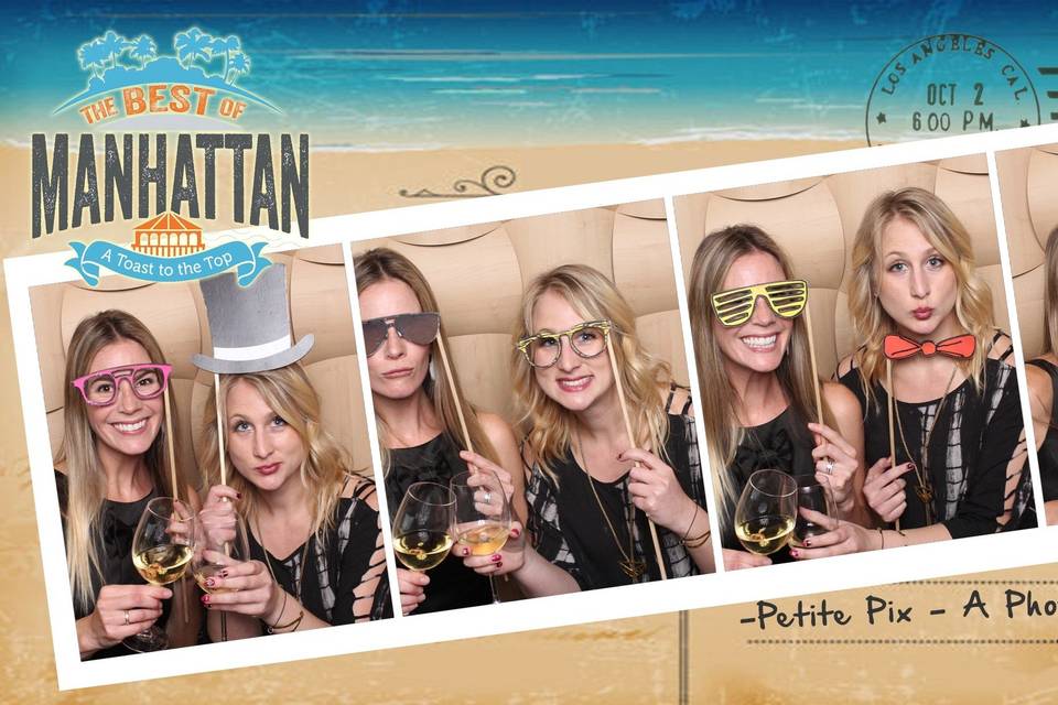 Petite Pix - A Photo Booth Company