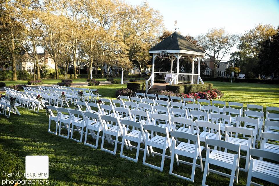 Outdoor ceremony