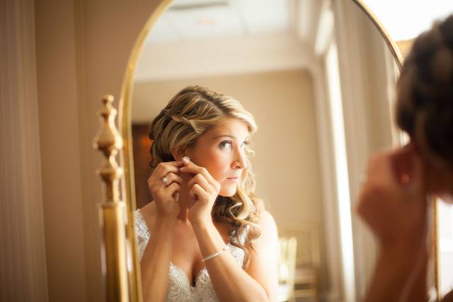ME Photo & Design - Bride
