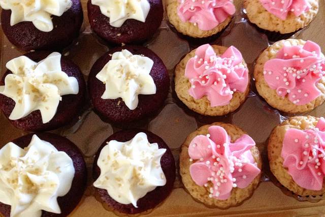 LES PETITE DESSERTS