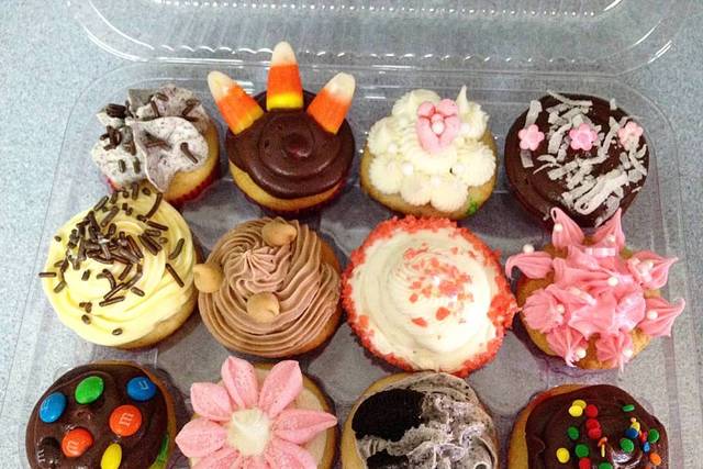 LES PETITE DESSERTS