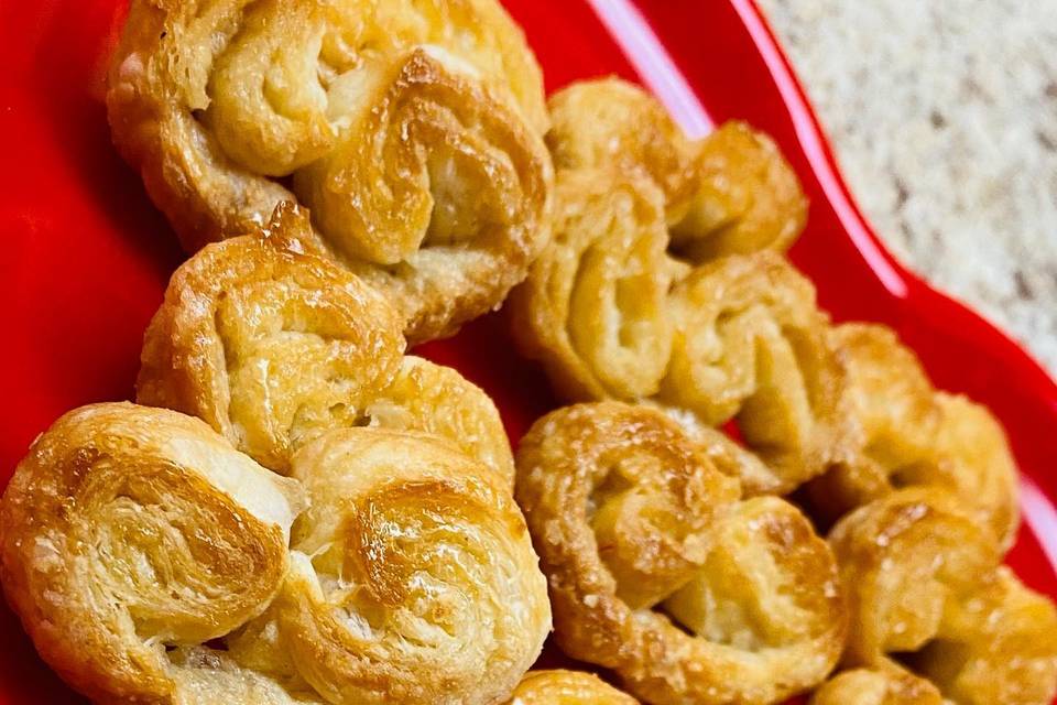 LES PETITE DESSERTS