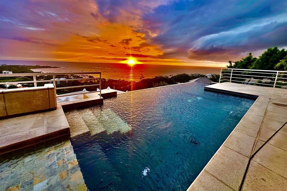 Infinity pool