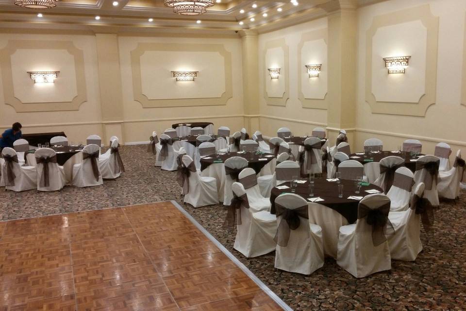 Set up venue in Reseda