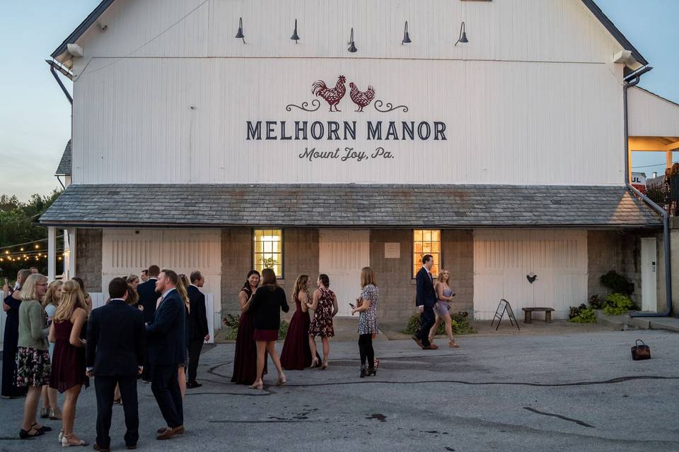 Picture of front of main barn