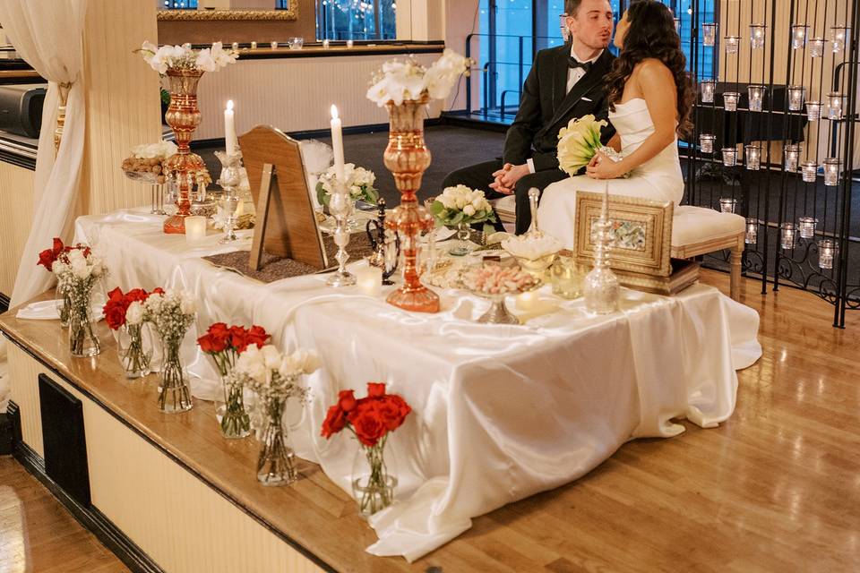 Sweetheart table