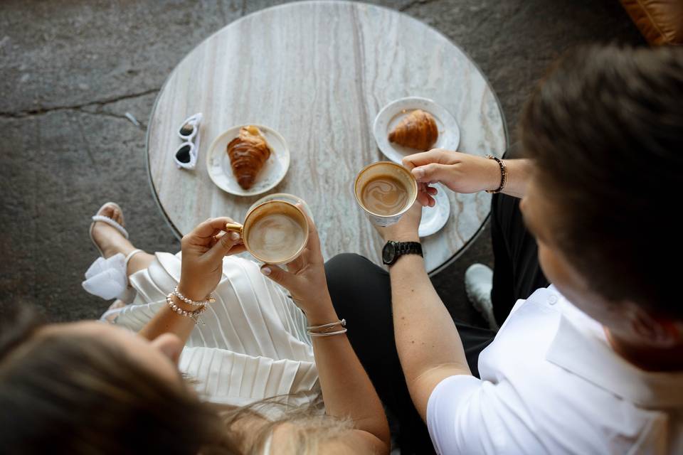 Lovebirds at coffee