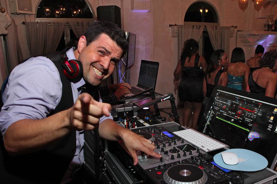 Wedding DJ