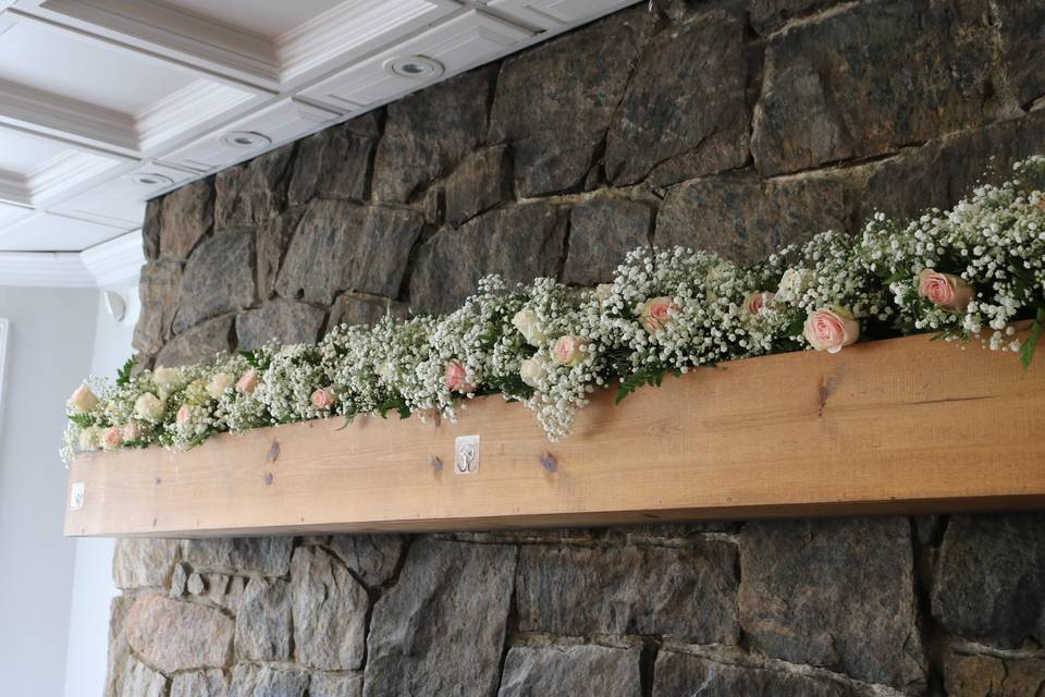 Floral Decoration for shelf