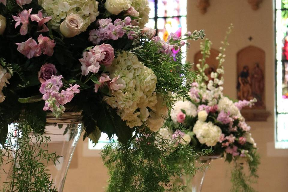 High Arrangement for Aisle