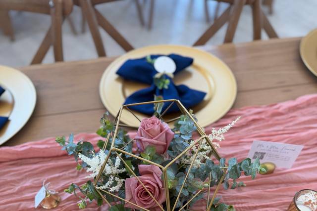 Table arrangement.JPEG