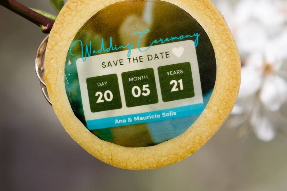Save-the-date cookies