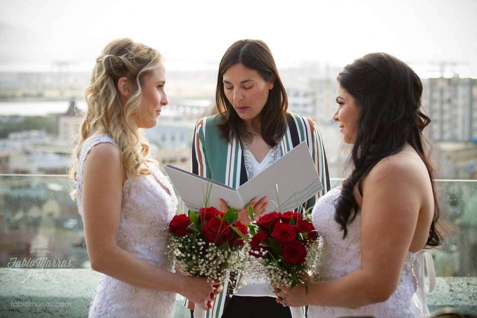 Beach wedding in Sardinia