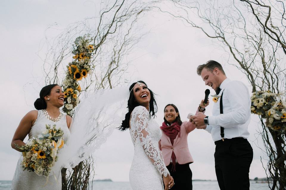 Beach wedding in Sardinia