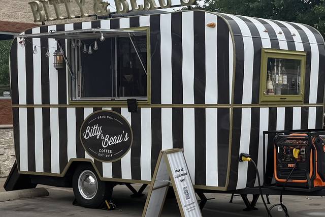 Bitty & Beau's Coffee Cruiser