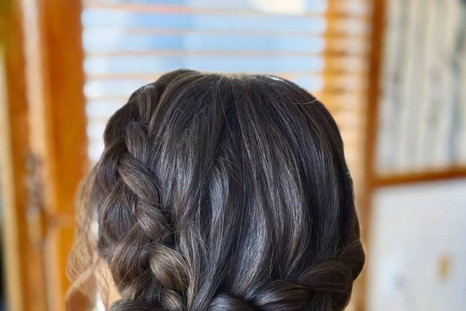 Bridal hairstyle
