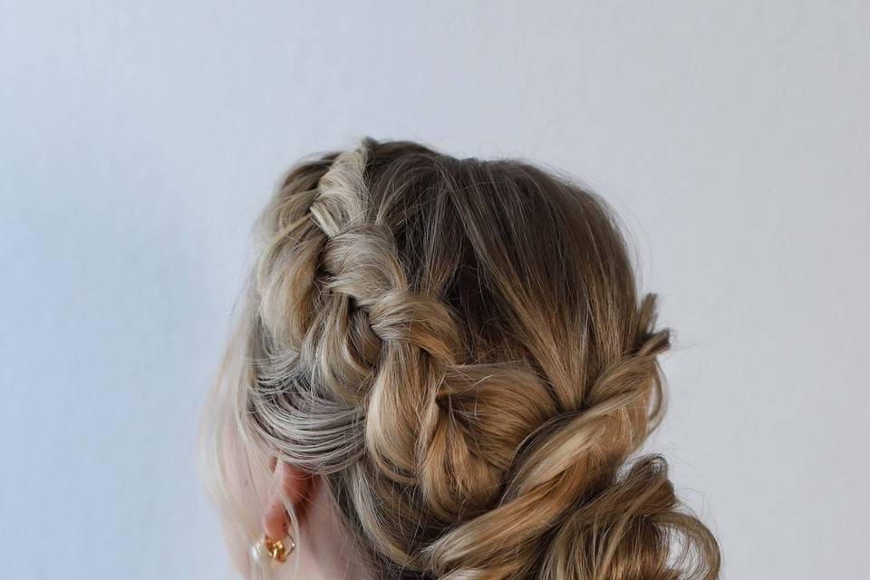 Bridal hairstyle