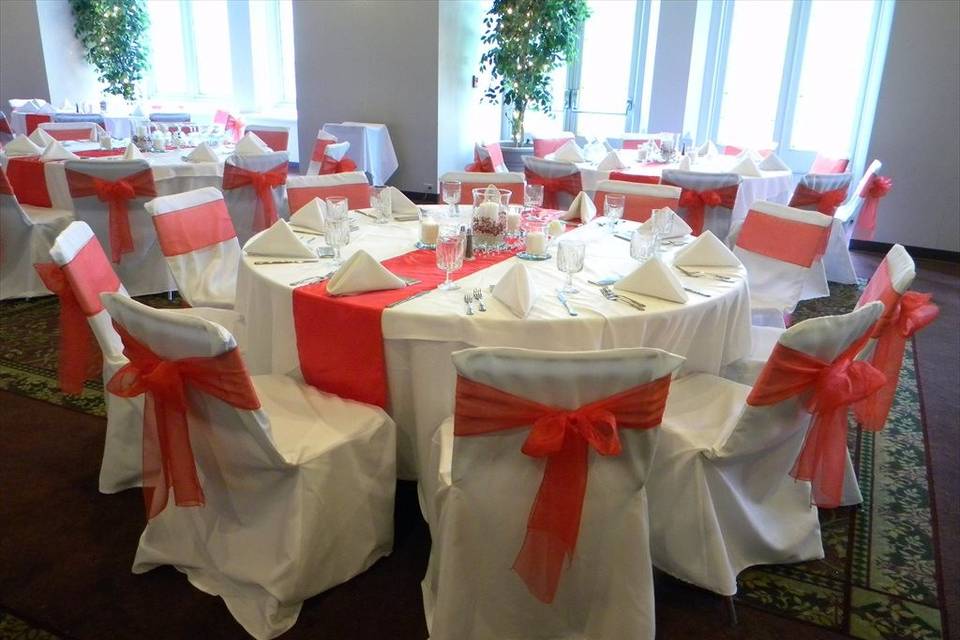 Reception table layout