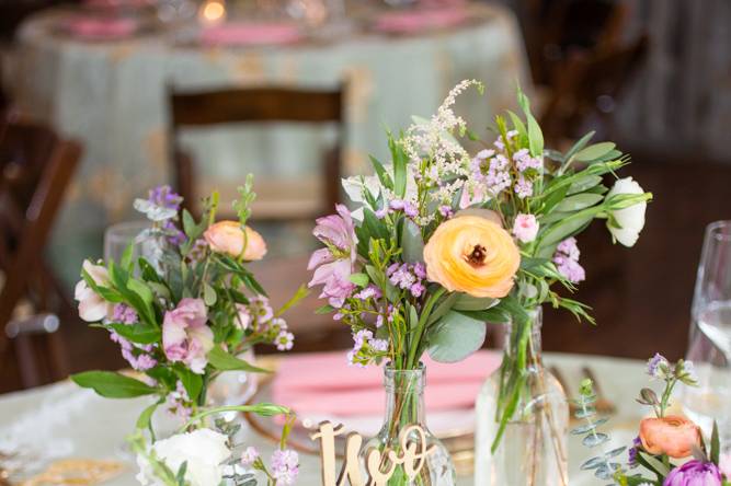 Floral centerpiece