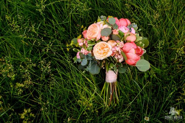 Flower bouquet