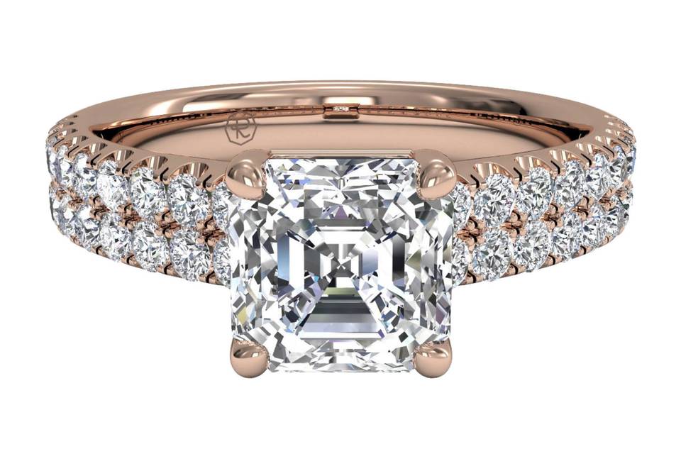 Ritani	12561	<br>	Three-Stone Diamond Engagement Ring in 18kt Rose Gold (0.50 CTW)