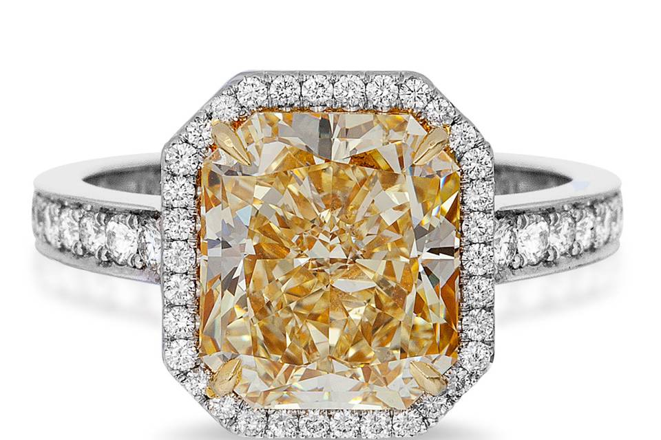 Ritani	11285	<br>	Fancy Yellow Radiant Cut Diamond Ring with Micropave Halo in Platinum and 18kt Yellow Gold (5.28 CTW)
