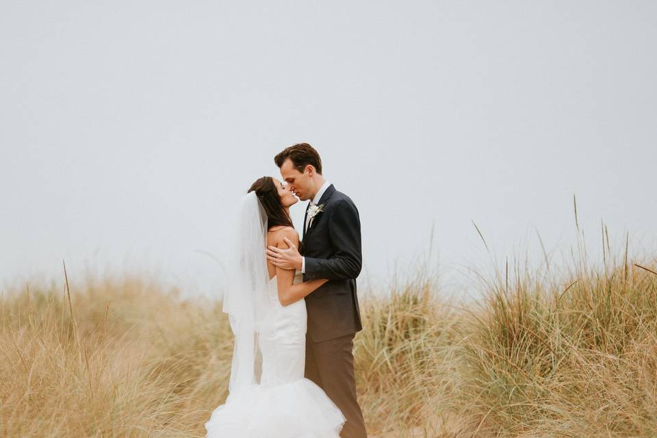 Beach wedding photos | Mark Trela Photography
