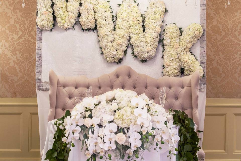 Sweetheart table