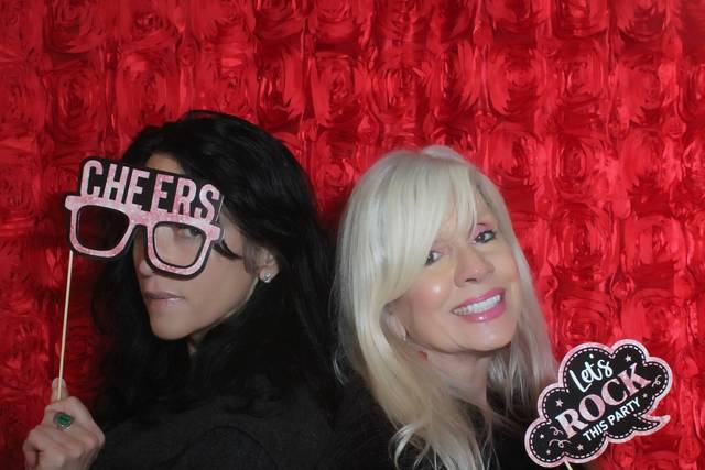 Photo Q Booth