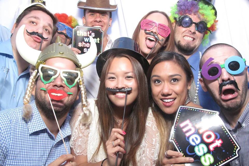 Photo Q Booth