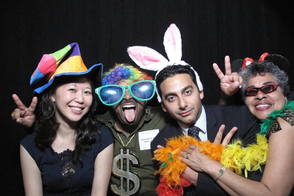 Photo Q Booth