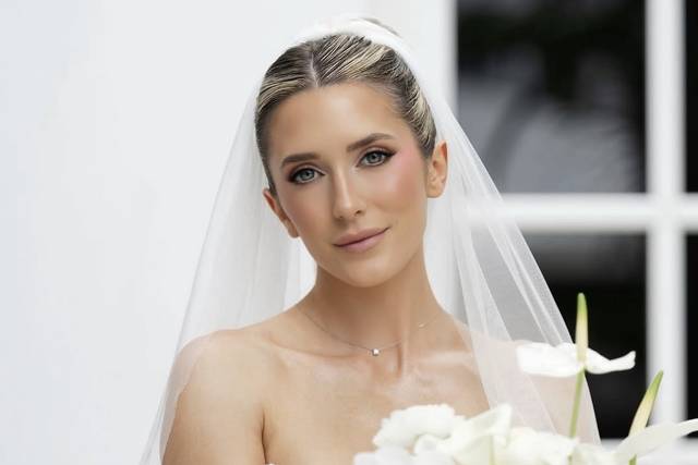 Beautiful bridal look