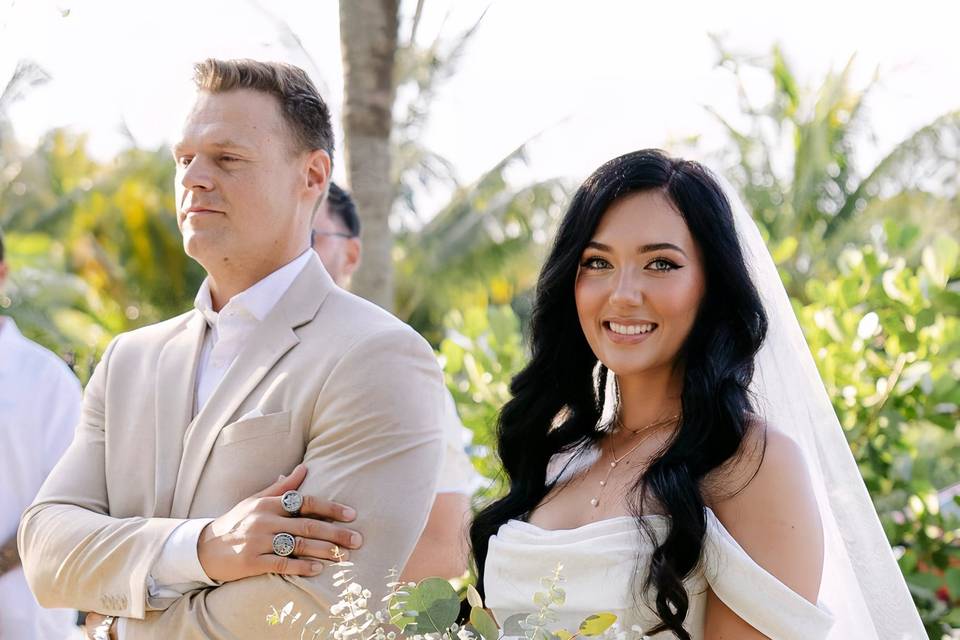 Timeless bridal glam