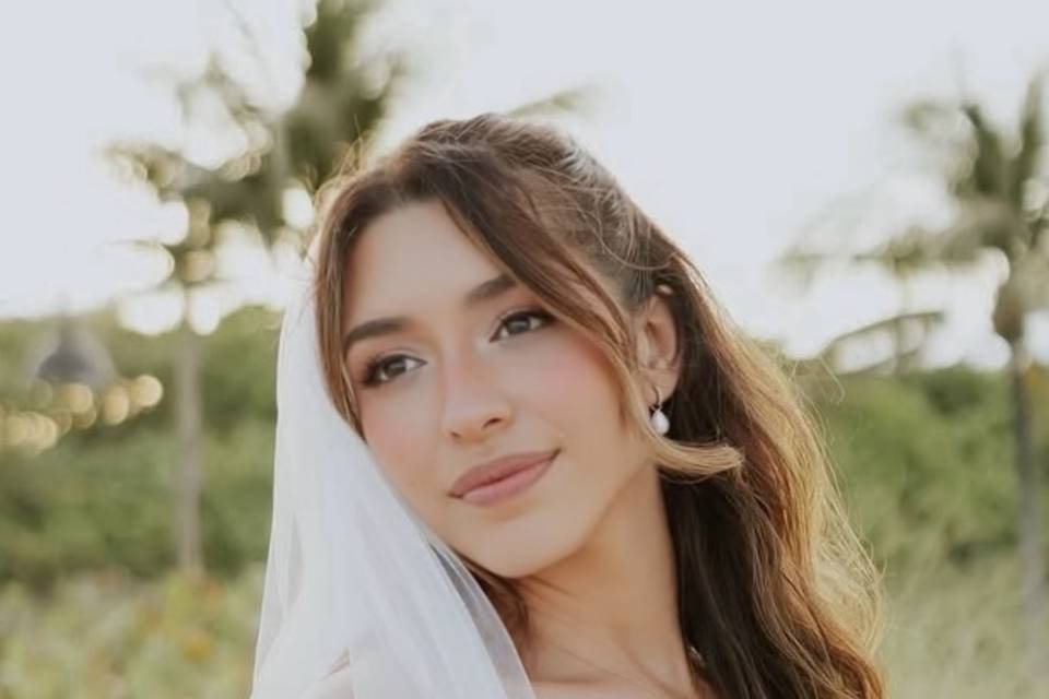 Soft glam bridal makeup
