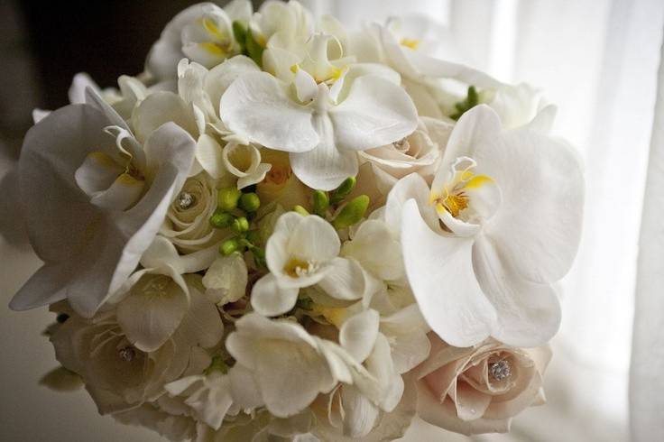 White bouquet