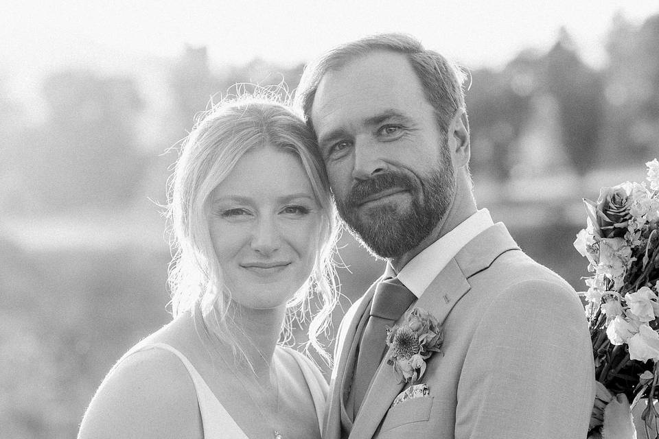 Ojai wedding couple