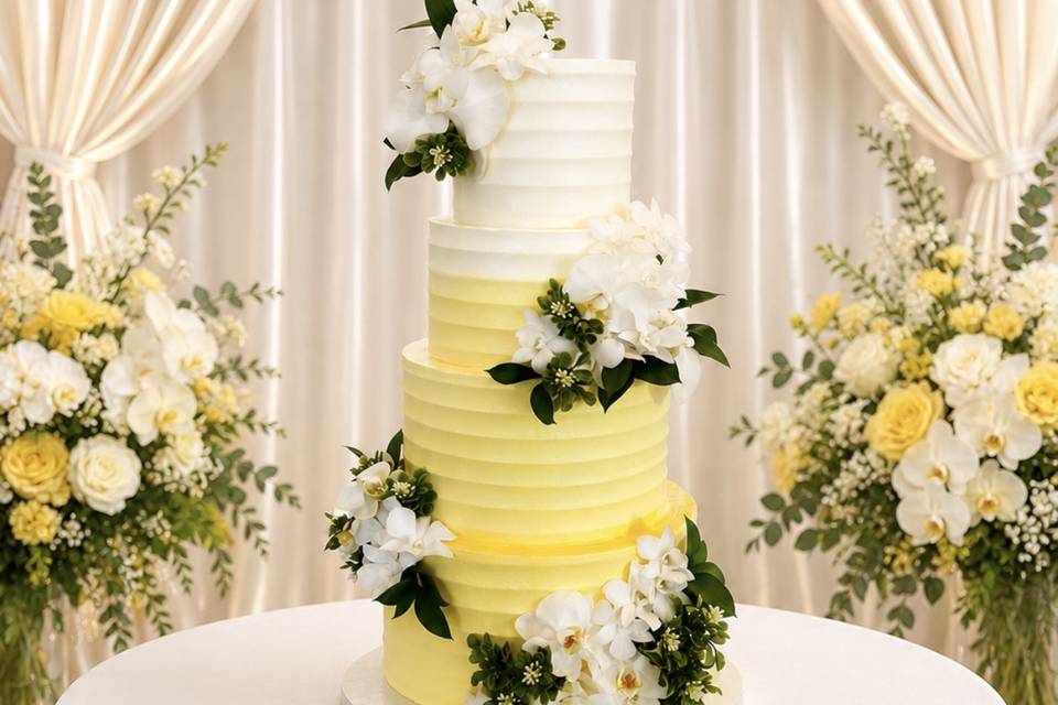4 tiered floral cake -