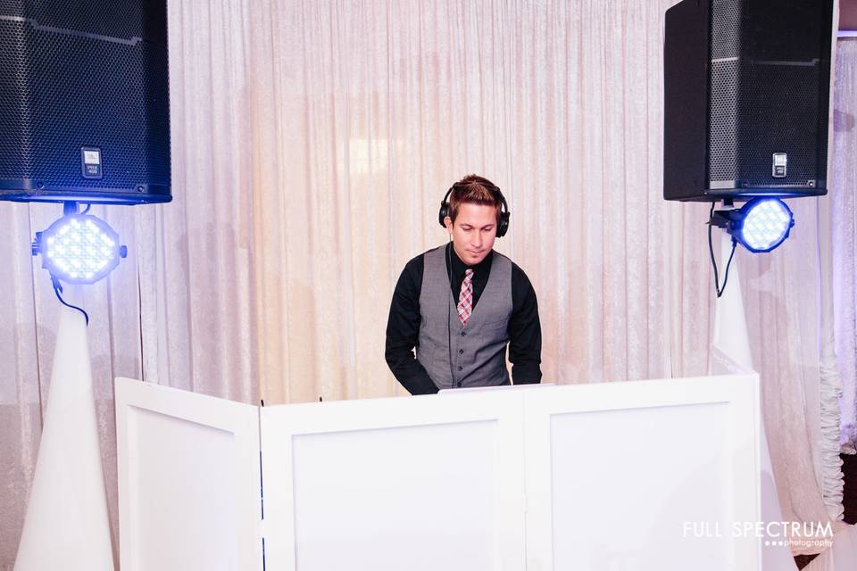 DJ Sota Entertainment - West Coast Wedding DJs