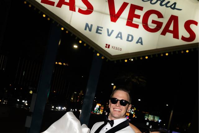 Vegas Wedding Limos