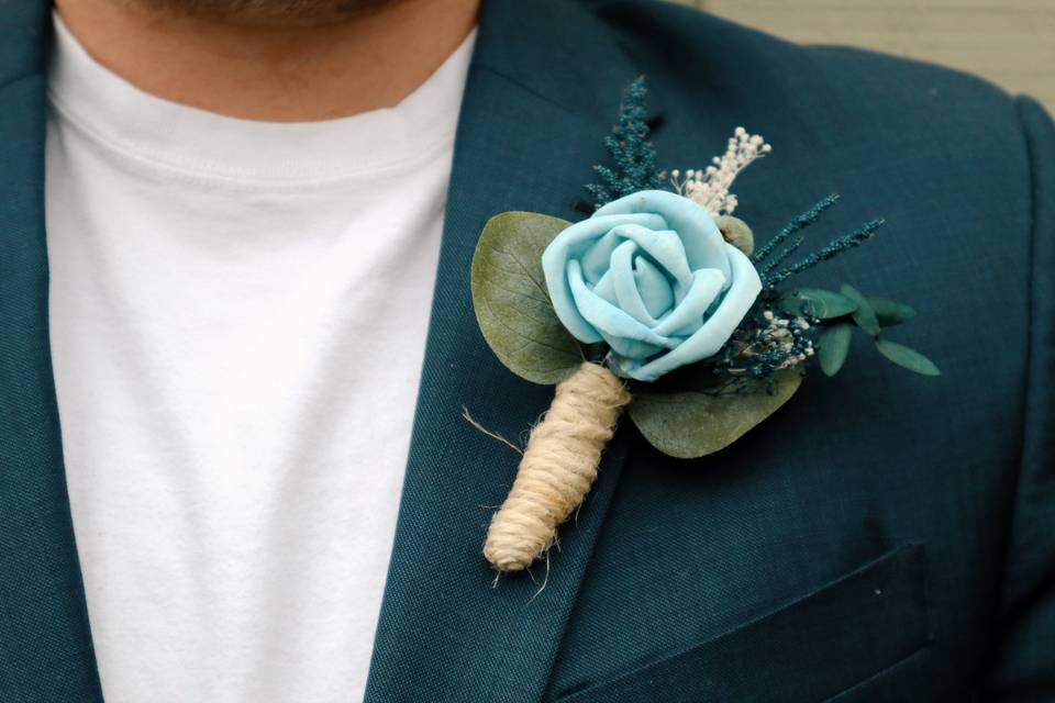 Casual Boutonniere