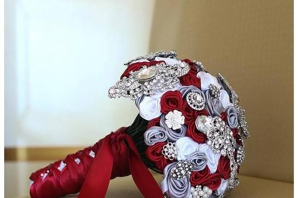 Elegance On The Avenue Brooch Bouquets