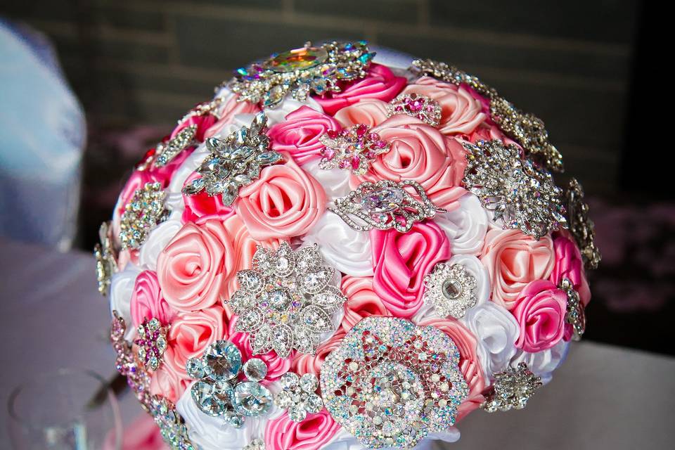 Dazzling Diamonds and Pretty Pearls  Bridal brooch bouquet, Wedding brooch  bouquets, Wedding bouquets